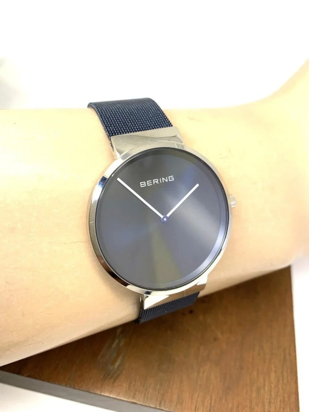 Bering Men's Watch 14539-307 Quartz Silver Blue Dial Stainless Steel 39mm